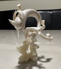 Mega Mewtwo Y Premium Collection (TOYS R US EXCLUSIVE)